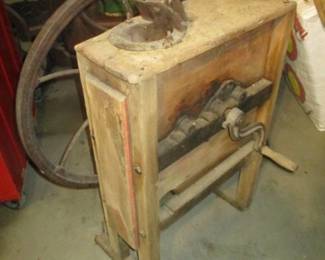 Antique Crank Corn Sheller