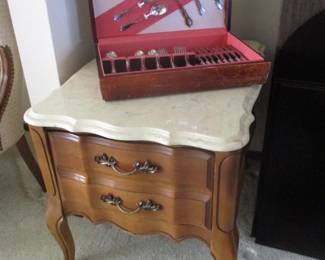 Oak/Marble End Table