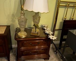 Pair of matching lamps but only one shade. Two of two matching end tables