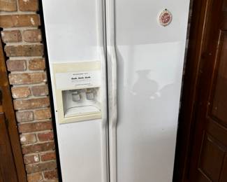 Side by side Kitchenaid fridge