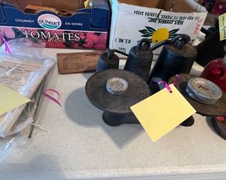 Old Paper, Cat Iron Scale