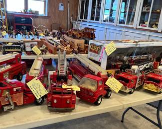 Metal Vintage Fire Truck Toys