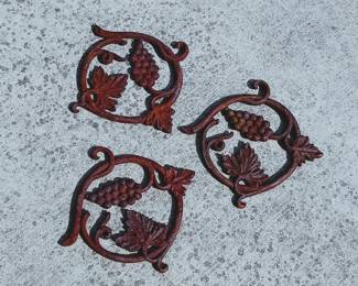 A set of 3 metal vineyard rosettes, fruiting grape vine circle, great for using as trivets or decorative gate or wall art