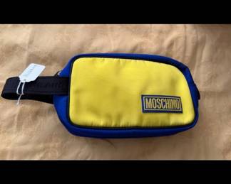 Moschino 