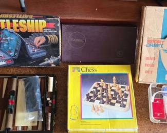 EBE239 - Classic Board Games