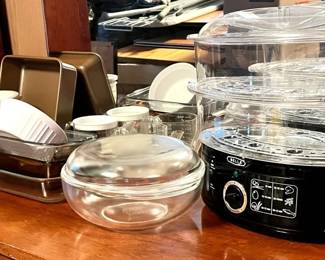 EBE101 Dumpling Steamer With Baking Glassware 