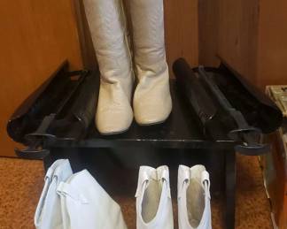 EBE228- Women's Dancing Boots And Boot Forms