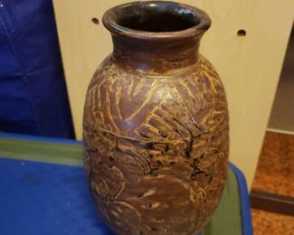 EBE008- Brown Ceramic Art Pottery Vase