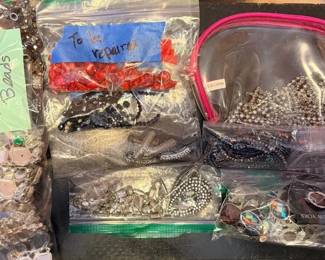 EBE205 - Needs Repair Jewelry Craft Lot 