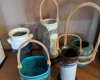 EBE010 - Vintage Hawaii Pottery Collection 