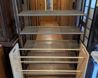 EBE042 - 2 Shoe Racks 