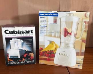 EBE084 Cuisinart Food Processor and Durabrand Blender