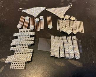 EBE135 - Rhinestone Costume Jewelry and Hair Accessories