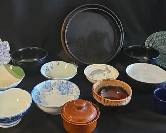 EBE148 - Assorted Bowls