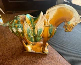 EBE013 Glazed Intricate Porcelain Horse