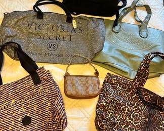 EBE276 Coach, Kipling, & Victoria Secret Bags! 