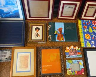 EBE193 - Picture Frames and Albums 