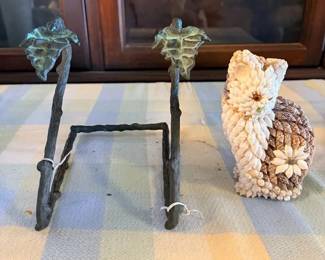 EBE040 - Shell Cat figure + Leaf wall coat rack 