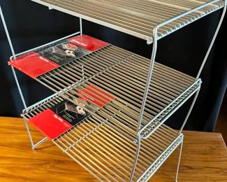 EBE118 Set Of Three Metal Storage/ Organizer Shelves