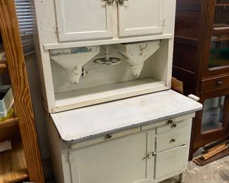Hoosier cabinet 