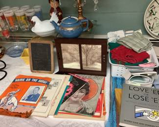 Vintage music sheets , Vintage chalkboard with old menu