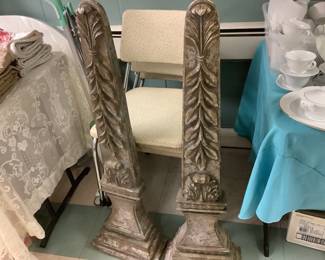 Can be hung on wall , upside down