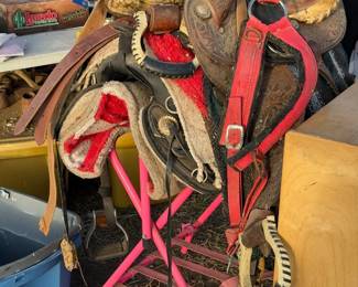 saddle, blanket and saddle stand
