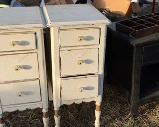 2 end tables