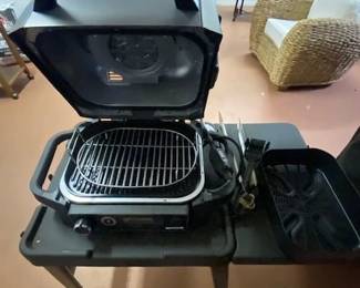 NEW Ninja Woodfire ELectric Grill & Smoker w/Stand  & Cover, Grill 16 x 12, Stand 36" x  22"D x  33"H