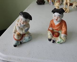 Vintage set of 2 Chinese Republic Laughing Children Porcelain