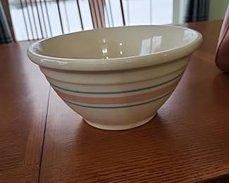 Mc Coy Mixing Bowl