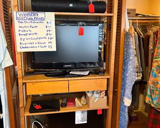 2 TV screens.  JBL soundbar.  DVD player.