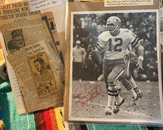 NDHS Coach Rufus Hyde ephemera, Inscribed & signed 1971 Staubach photo