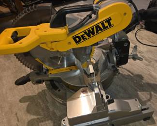 DeWalt miter and compound miter saws 