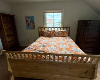 Sleigh Bed