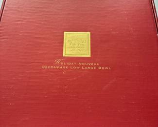 Lenox Holiday Nouveau Decoupage Low Large Bowl second image