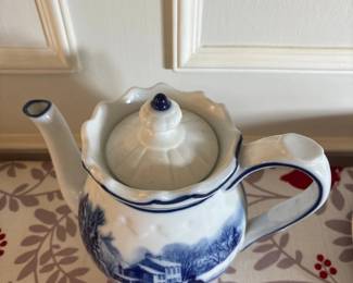 Blue and White Porcelain Teapot with Landscape Scene second image
