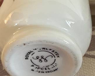 Royal Worcester Strawberry Fair Egg Coddler with Lid second image