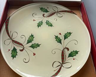 Lenox Holiday Nouveau Decoupage Round Platter