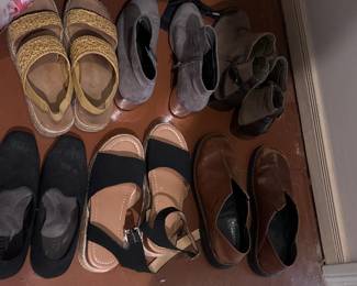 Assorted Womens Footwear Lot