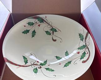 Lenox Holiday Nouveau Decoupage Low Large Bowl