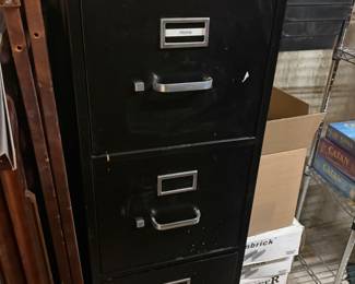 File cabinet 