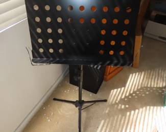 Music stand