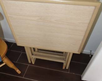 Stacking TV table/trays.