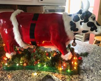 Cow on Parade.  3 feet long and 2 feet tall!   Huge... only 3 made?   More details to follow!  