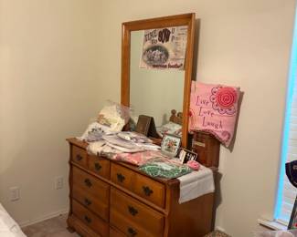 dresser with mirror