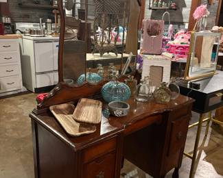 Vintage vanity