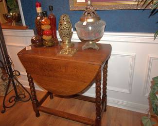 Vintage Oak Drop Leaf Table
