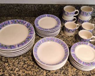PHS153 Vintage Tableware