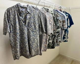 PHS086 Size Medium Men’s Reyn Spooner And Cooke Street Shirts